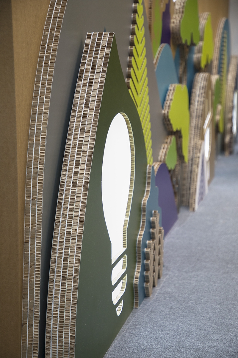 stand-de-cartón-modular-caja-de-luz-detalle-grosor