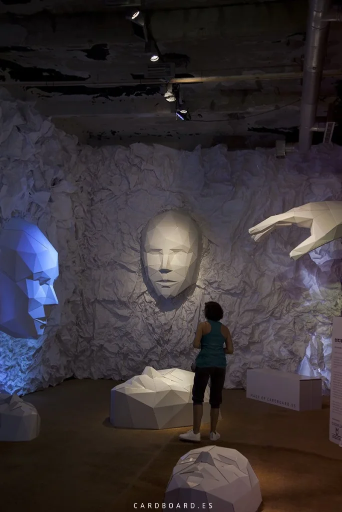 escenografía-de-cartón-madrid-diseño-lowpoly