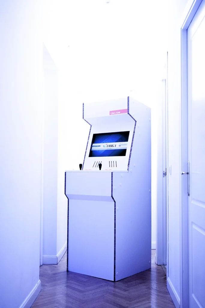 mueble arcade de carton