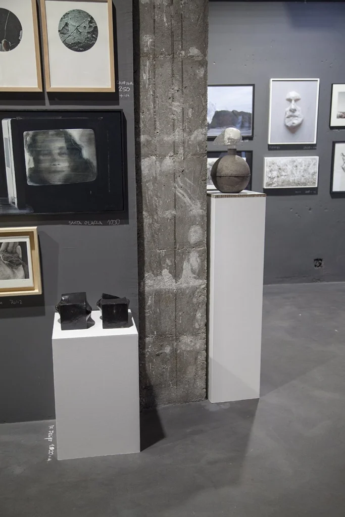 peanas-de-cartón-para-exposición-de-arte-galerias-museos-madrid