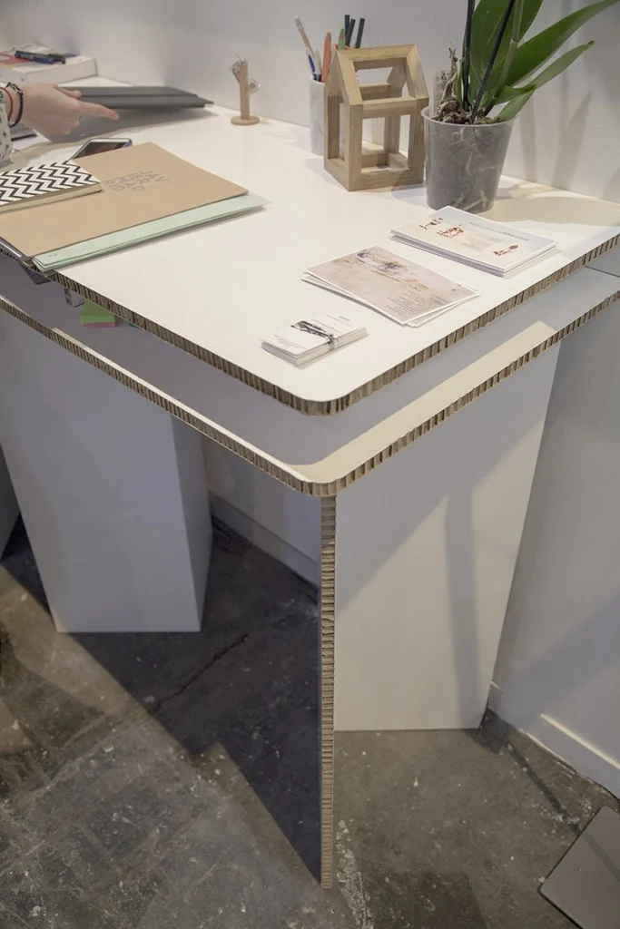 MESA-CARTON-PLEGABLE-EVENTOS-FERIAS