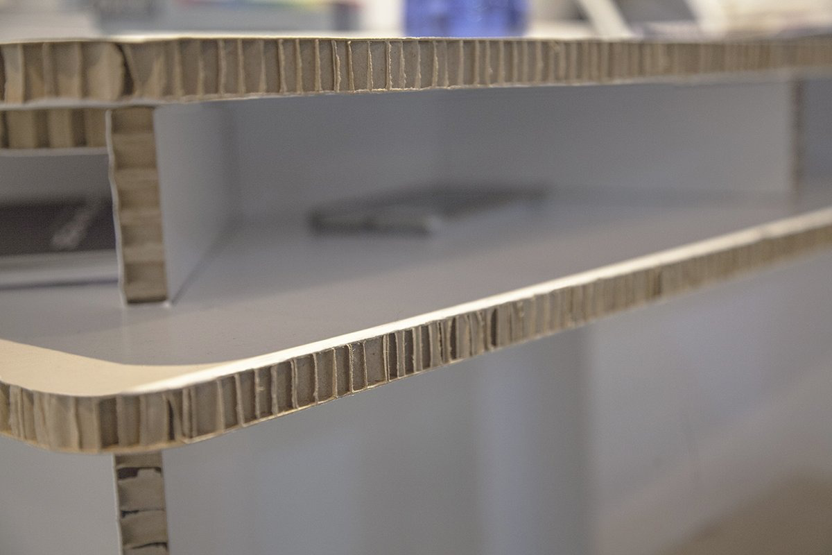 MESA-DISENO-ECOLOGICO-CARTON-FERIAS-EVENTOS-PERSONALIZABLE