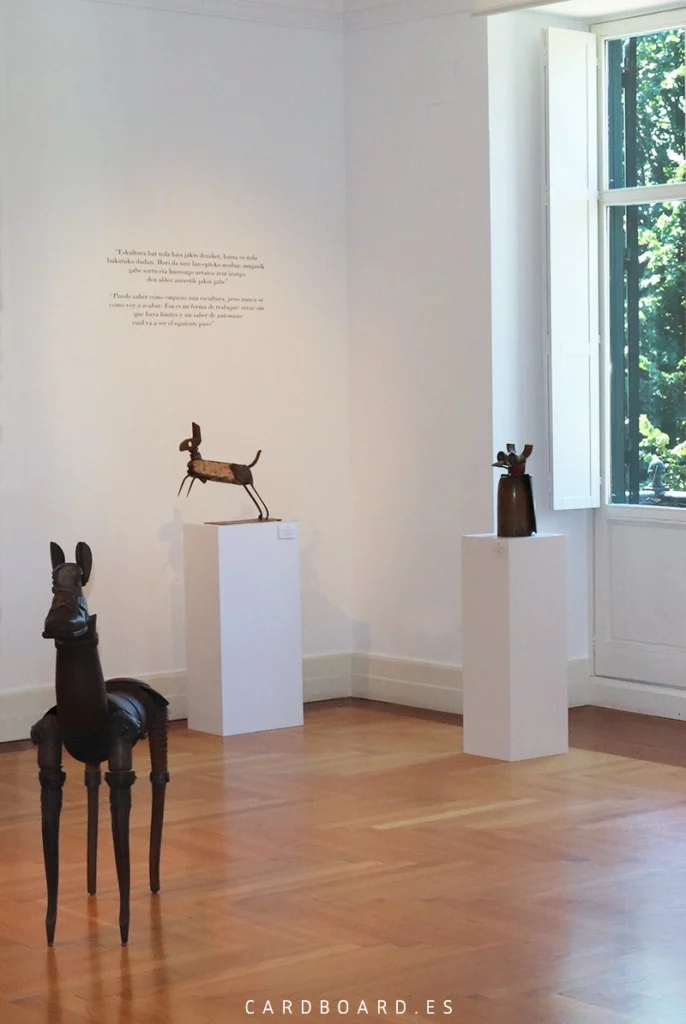 peanas-para-exposicion-de-arte