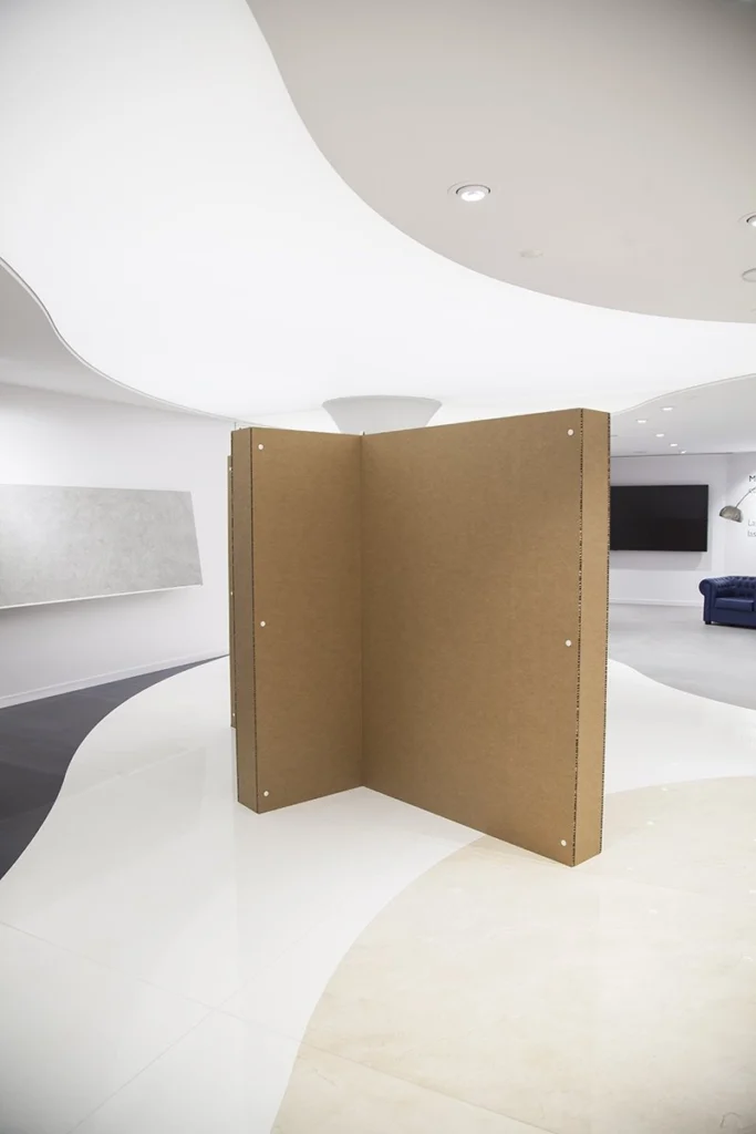 muro-de-de-cartón-para-exposiciones