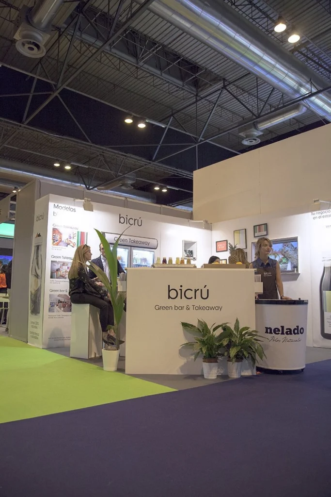 STAND-CARTON-ECOLOGICO-GOURMET-CARDBOARD-EXPOFRANQUICIA-DISENO-CARTON-CARDBOARD-DESING-CARDBOARD-FURNITURE-DESING