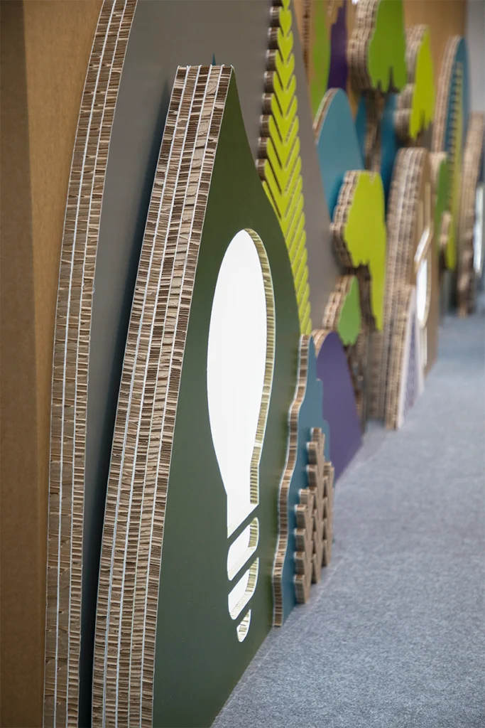 stand-de-cartón-modular-caja-de-luz-detalle-grosor