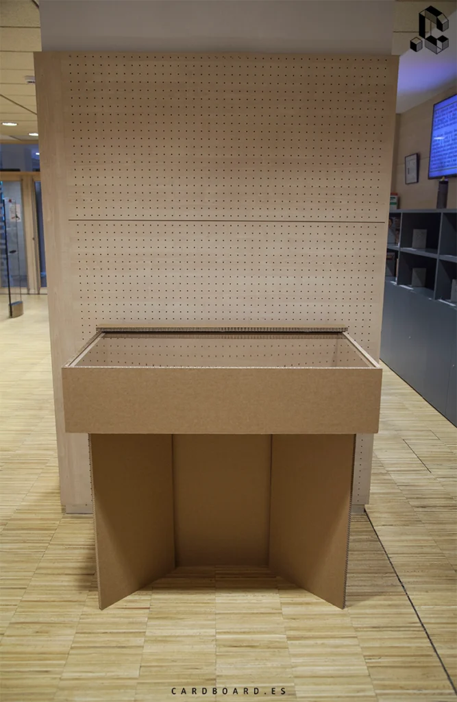 vitrinas-de-cartón-para-exposiciones-libros